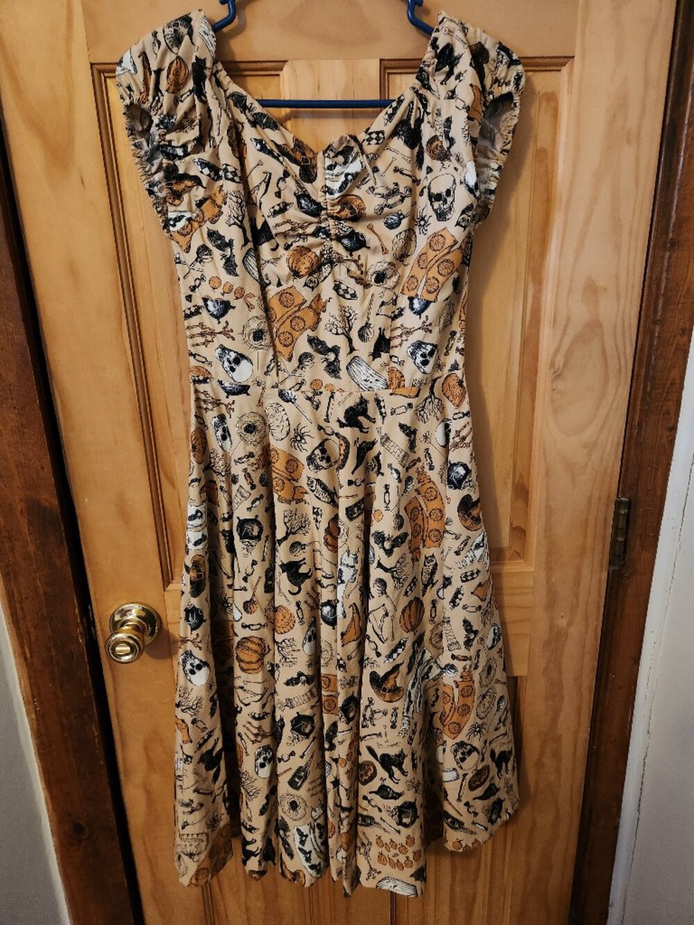 Magnolia place vintage halloween dress size small